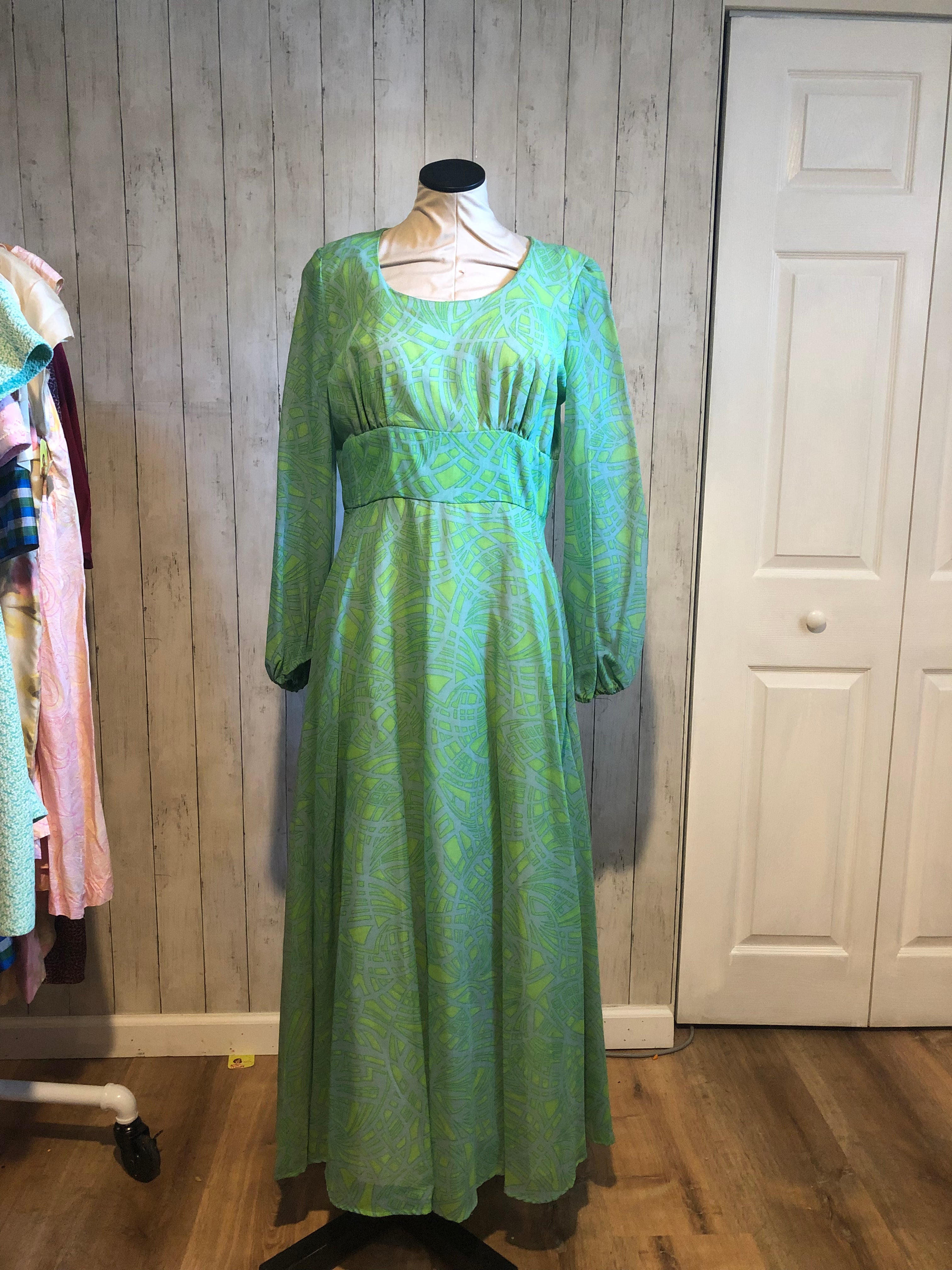 1970s Coco California Green Print Maxi